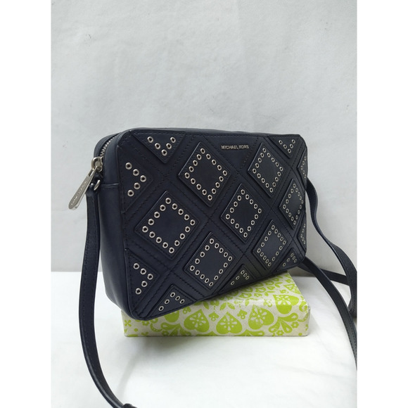 Michael Kors Jet Set Travel Black Leather Diamond Grommet Crossbody Bag - Picture 3 of 16